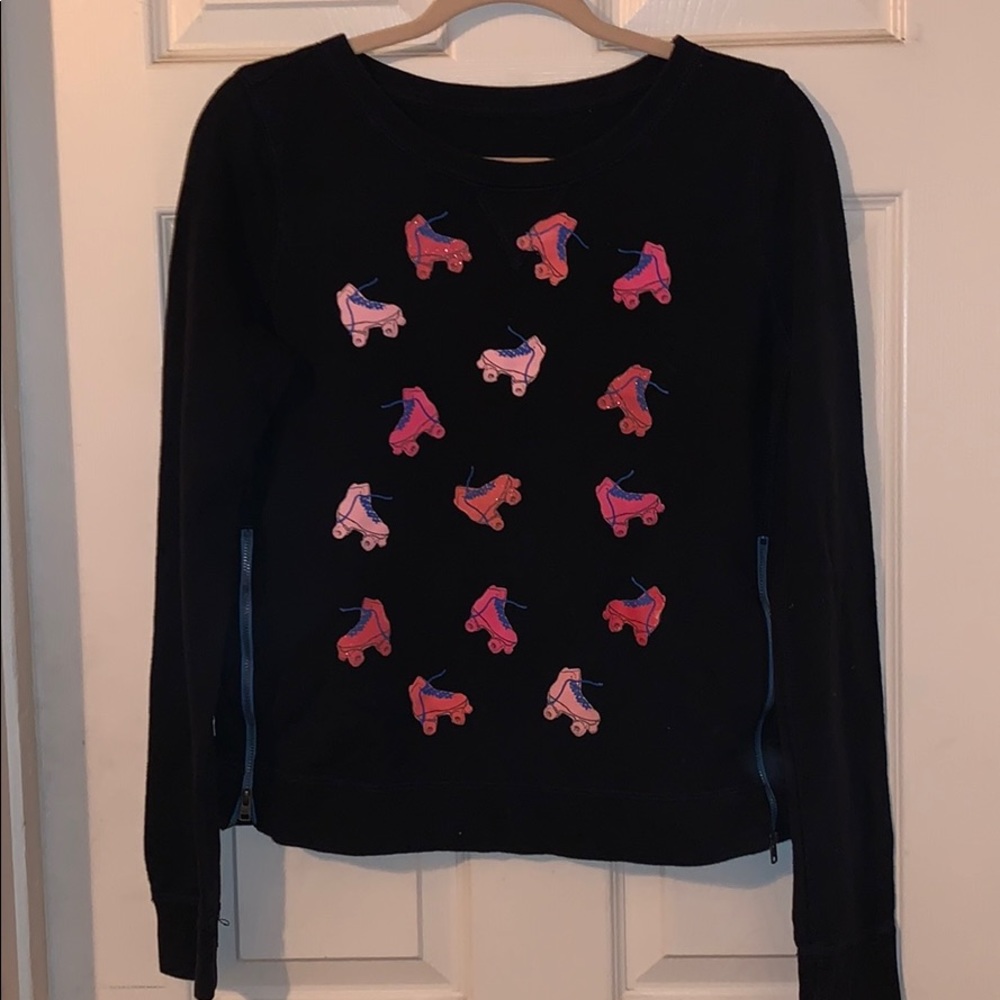 Hollister super cute roller skate sweatshirt